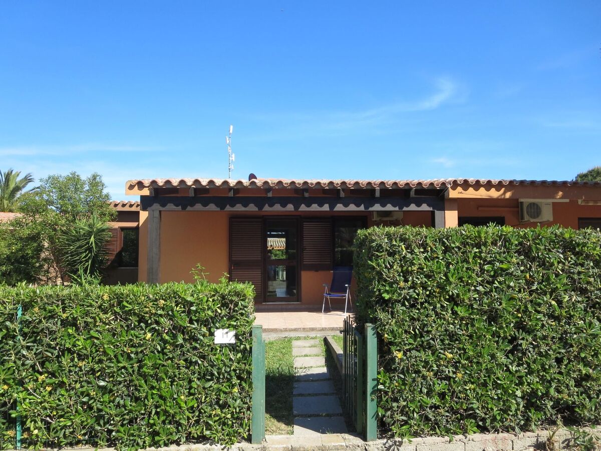 Appartement 6 pers. Costa Rei, jardin privé à 80 m de la plage - Photo 4