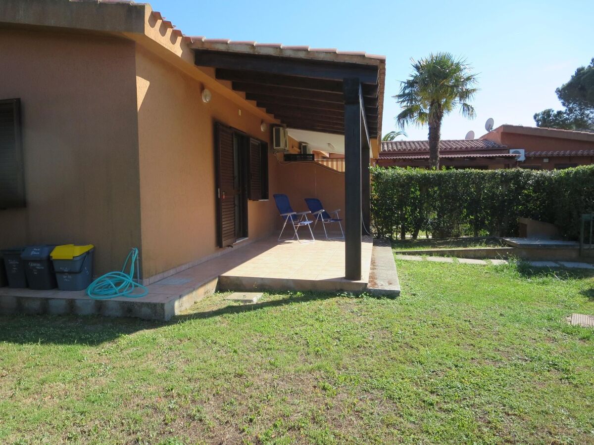 Appartement 6 pers. Costa Rei, jardin privé à 80 m de la plage - Photo 7