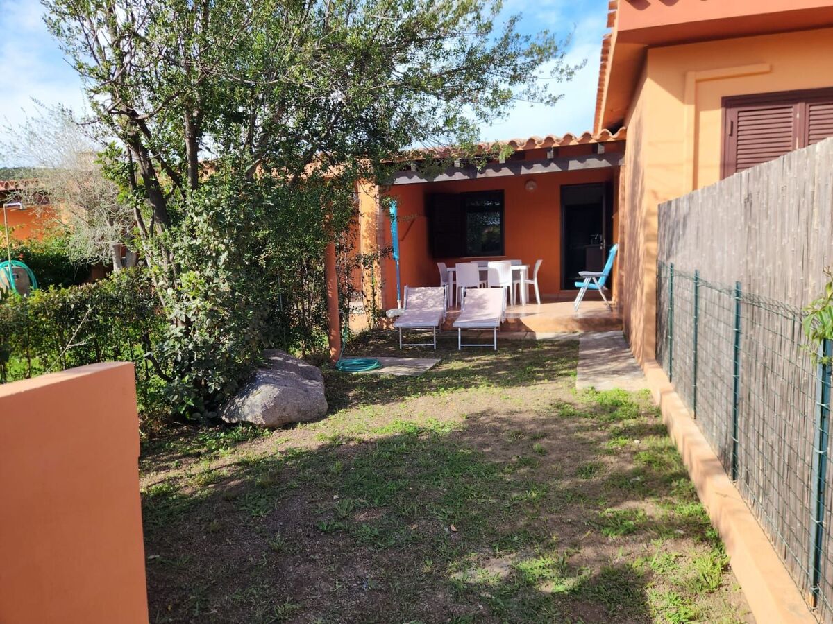 Appartement 6 pers. Costa Rei, jardin privé à 80 m de la plage - Photo 11