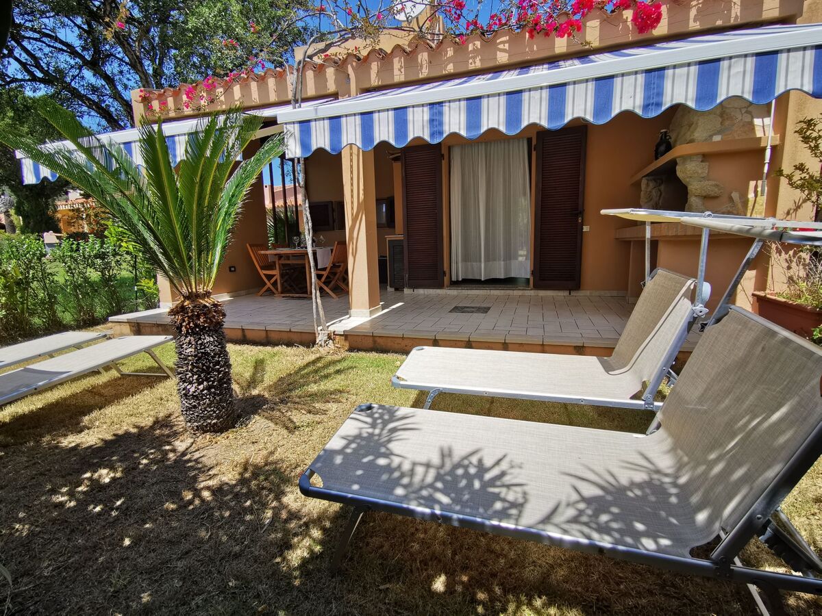 Maison à Costa Rei, 30 m de la plage avec vue mer - Photo 1
