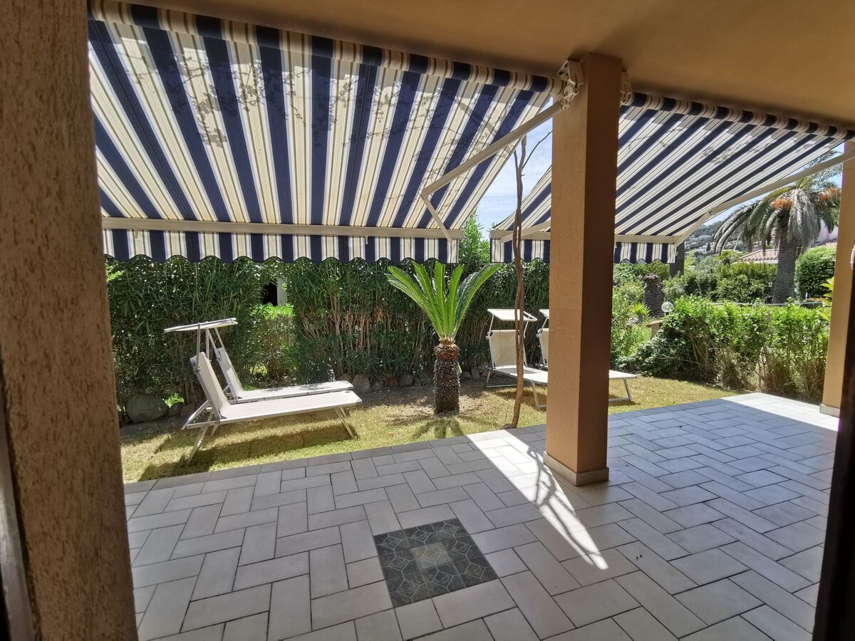 Maison à Costa Rei, 30 m de la plage avec vue mer - Photo 2