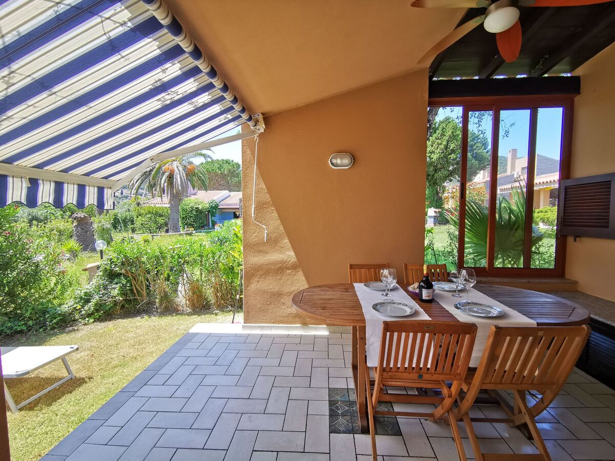 Maison à Costa Rei, 30 m de la plage avec vue mer - Photo 3