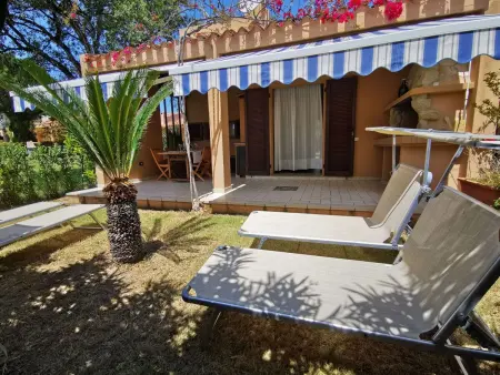 Maison à Costa Rei, 30 m de la plage avec vue mer