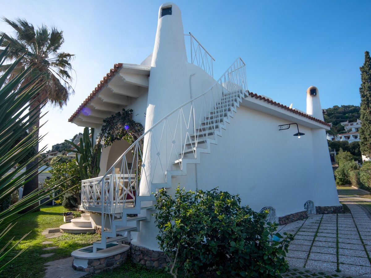 Villa 4 chambres à 80 m de la plage à Costa Rei - Photo 7