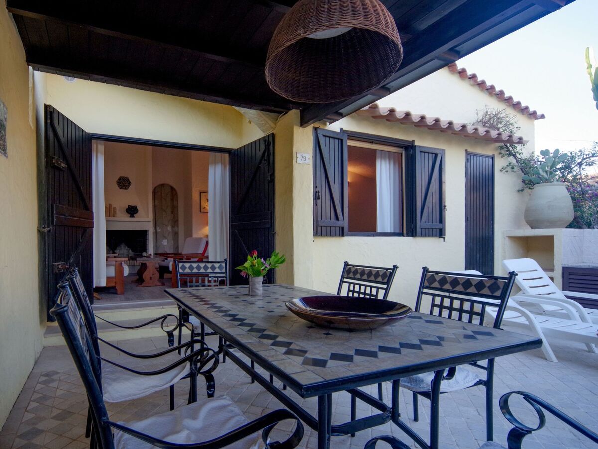 Villa 3 chambres directement au bord de la plage à Costa Rei - Photo 1
