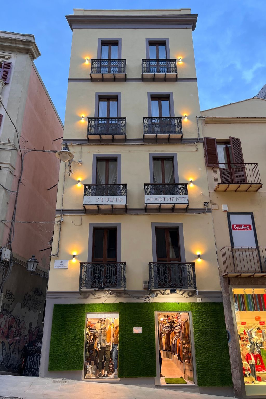 Studio via Manno, cœur piéton de Cagliari avec balcon - Photo 8