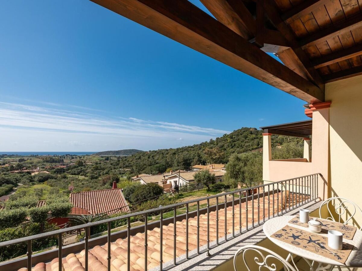Appartement vue panoramique à Chia, 1,4 km des plages - Photo 1