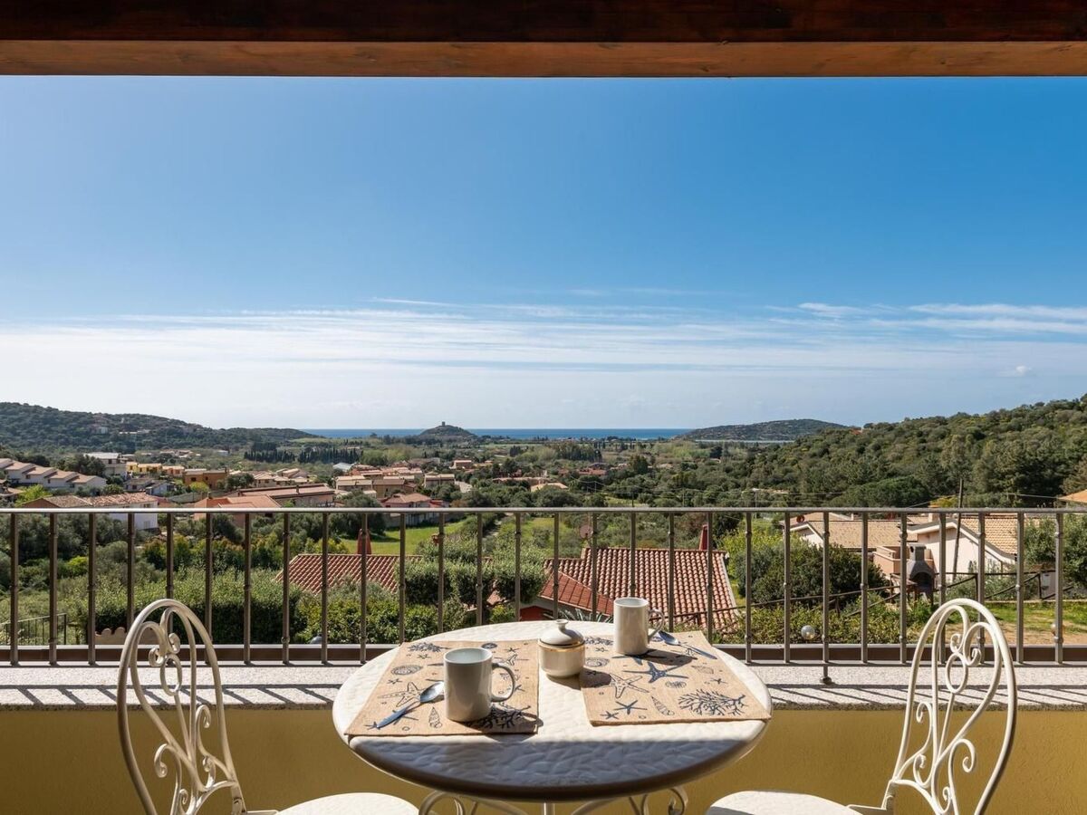Appartement vue panoramique à Chia, 1,4 km des plages - Photo 2