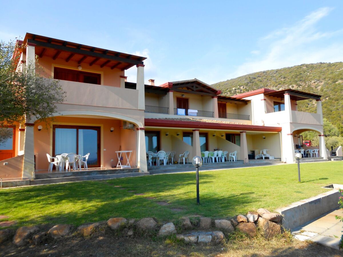 Appartement vue panoramique à Chia, 1,4 km des plages - Photo 5