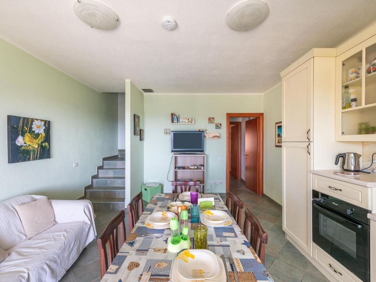 Appartement vue panoramique à Chia, 1,4 km des plages - Photo 6