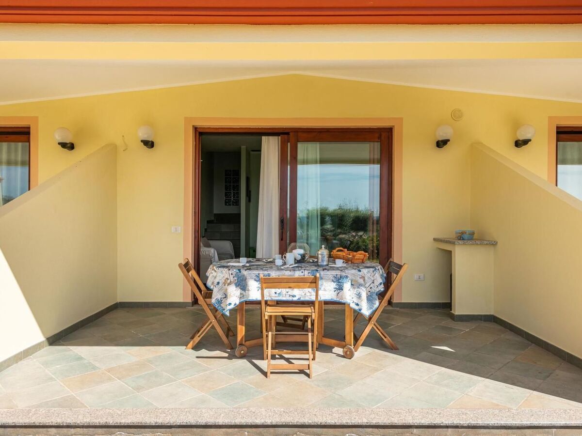 Appartement vue panoramique à Chia, 1,4 km des plages - Photo 9