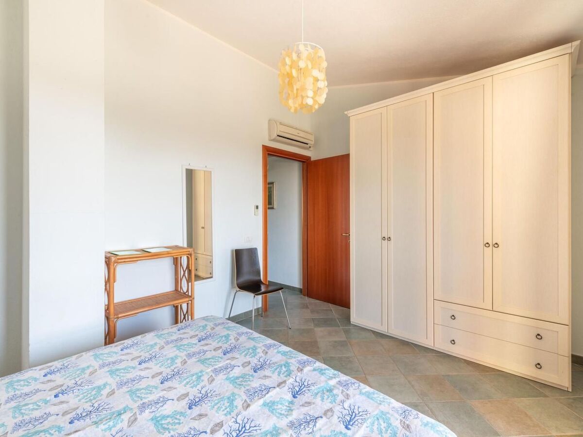 Appartement vue panoramique à Chia, 1,4 km des plages - Photo 16