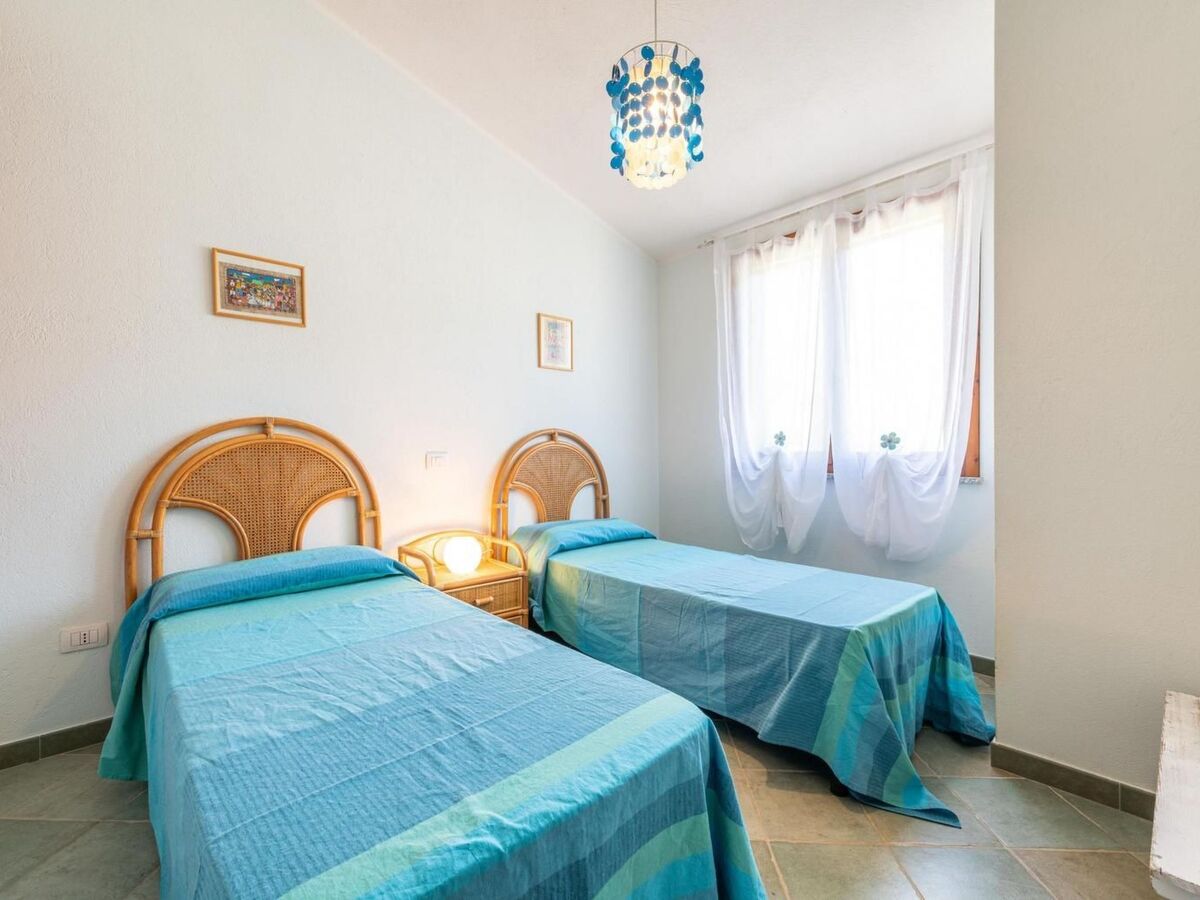 Appartement vue panoramique à Chia, 1,4 km des plages - Photo 18