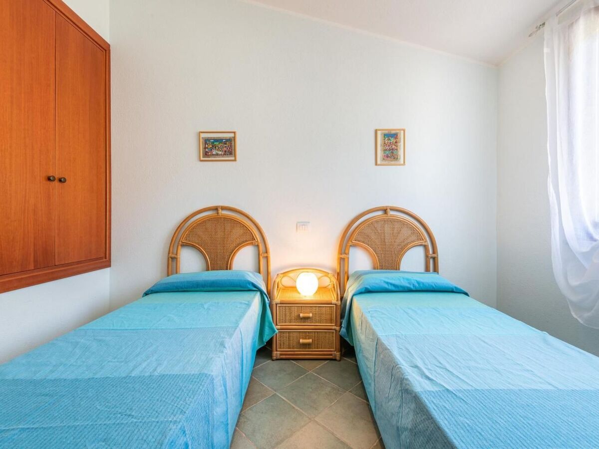 Appartement vue panoramique à Chia, 1,4 km des plages - Photo 19