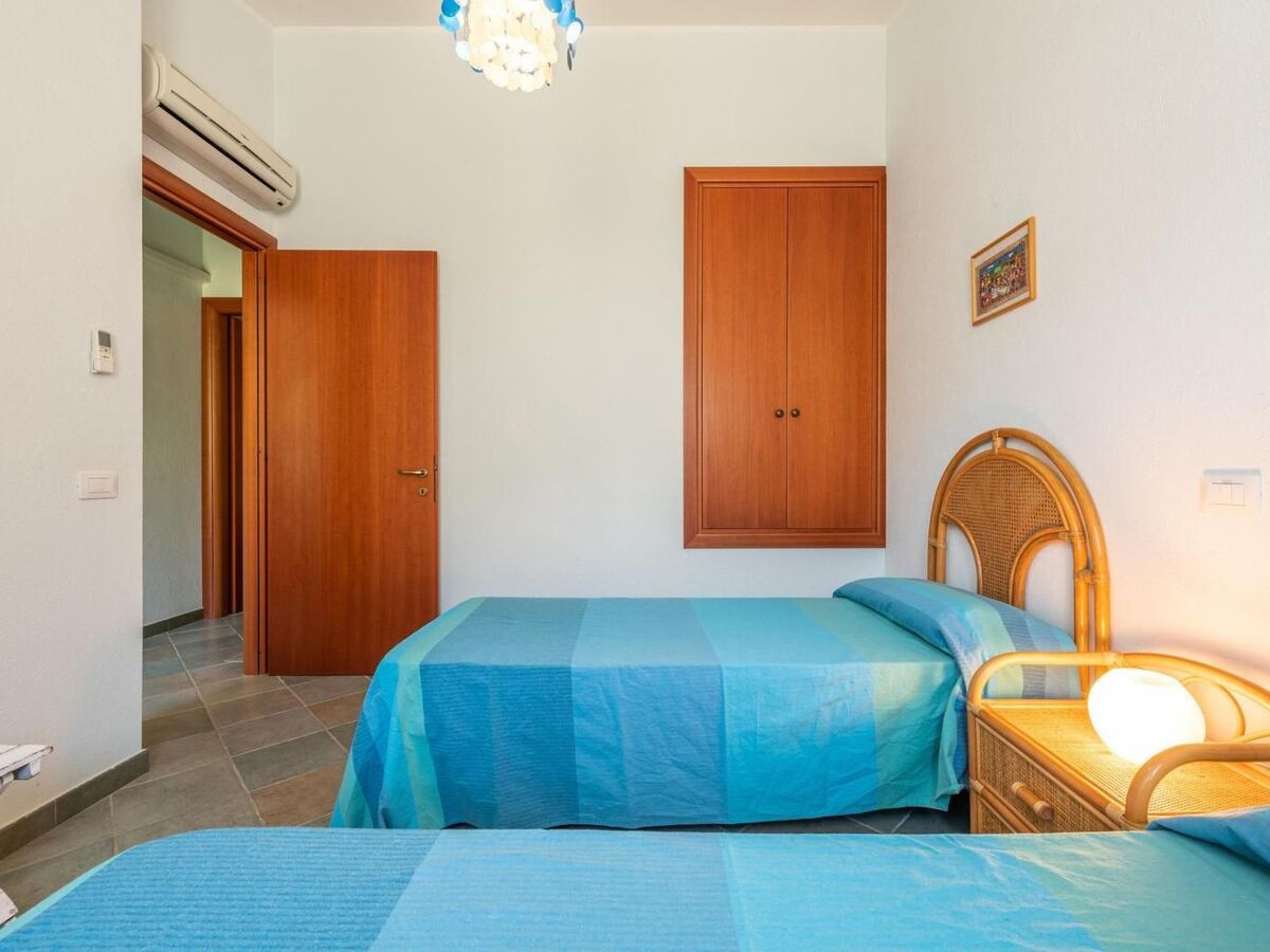 Appartement vue panoramique à Chia, 1,4 km des plages - Photo 21