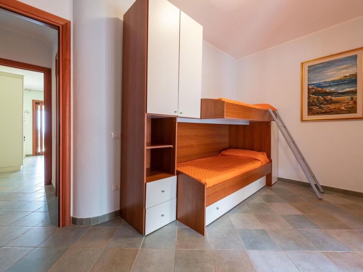 Appartement vue panoramique à Chia, 1,4 km des plages - Photo 22
