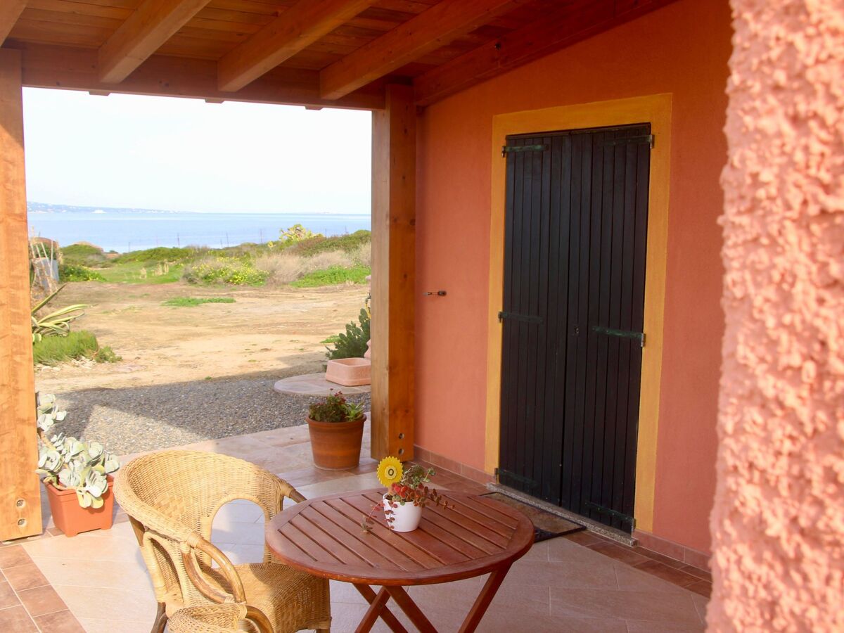 Studio Ginepro à Calasetta, vue mer et jardin - Photo 14