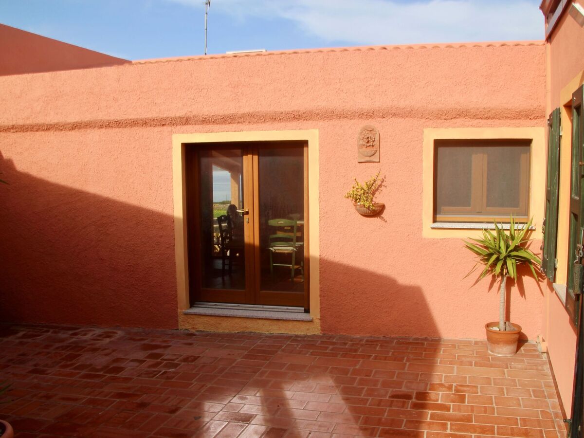 Studio Ginepro à Calasetta, vue mer et jardin - Photo 16