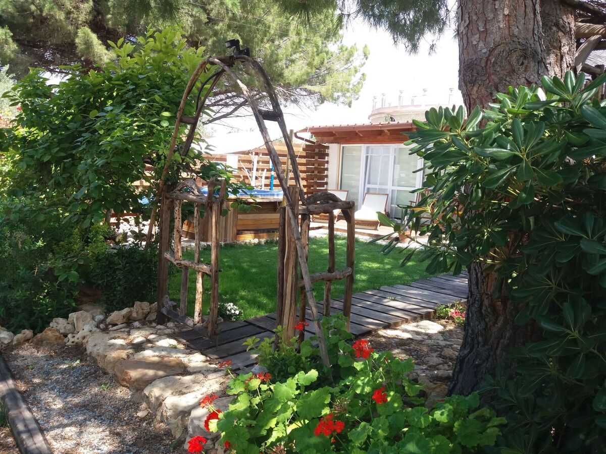 Chalet romantique avec jacuzzi près d'Alghero - Photo 16