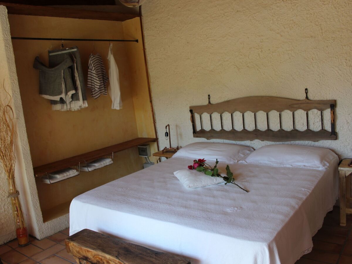 Chalet romantique avec jacuzzi près d'Alghero - Photo 18