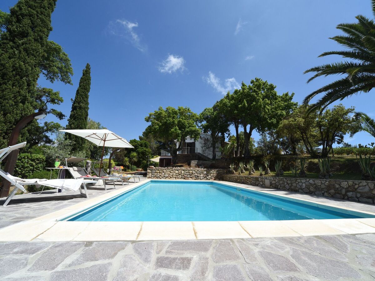 Villa EnriMar – Maison avec piscine et court de tennis à Capoliveri - Photo 2