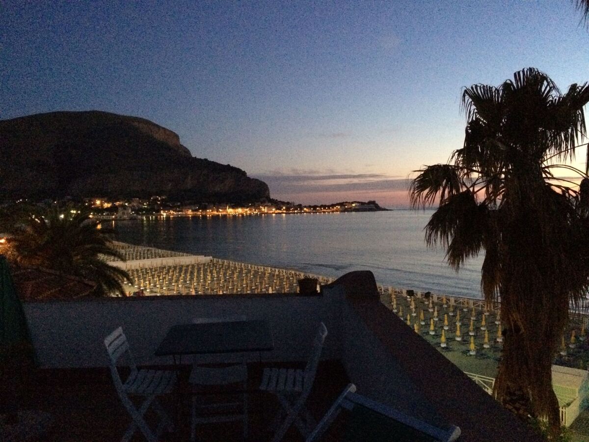 Appartement Jugendstil vue golfe à Palermo, 3 terrasses - Photo 24