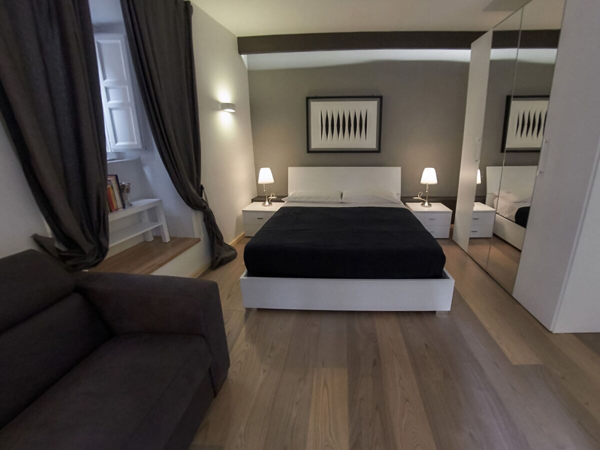 Appartement avec balcon au cœur de Palerme UNESCO - Photo 3