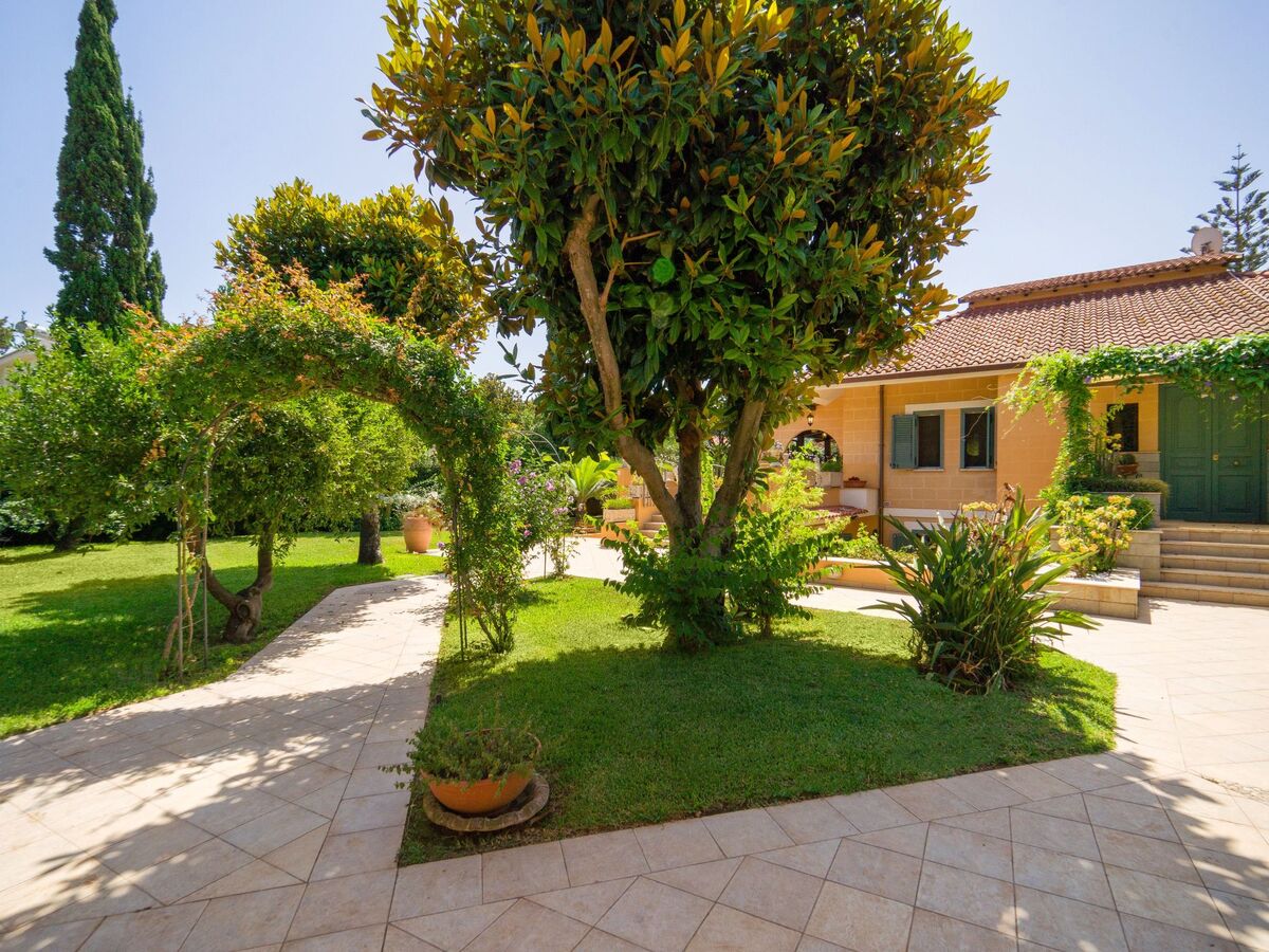 Villa Mamma Maria Ela - Palermo, 4 ch, piscine - Photo 5