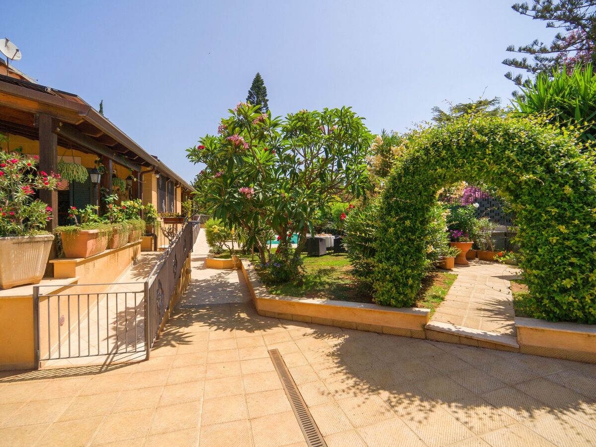 Villa Mamma Maria Ela - Palermo, 4 ch, piscine - Photo 12
