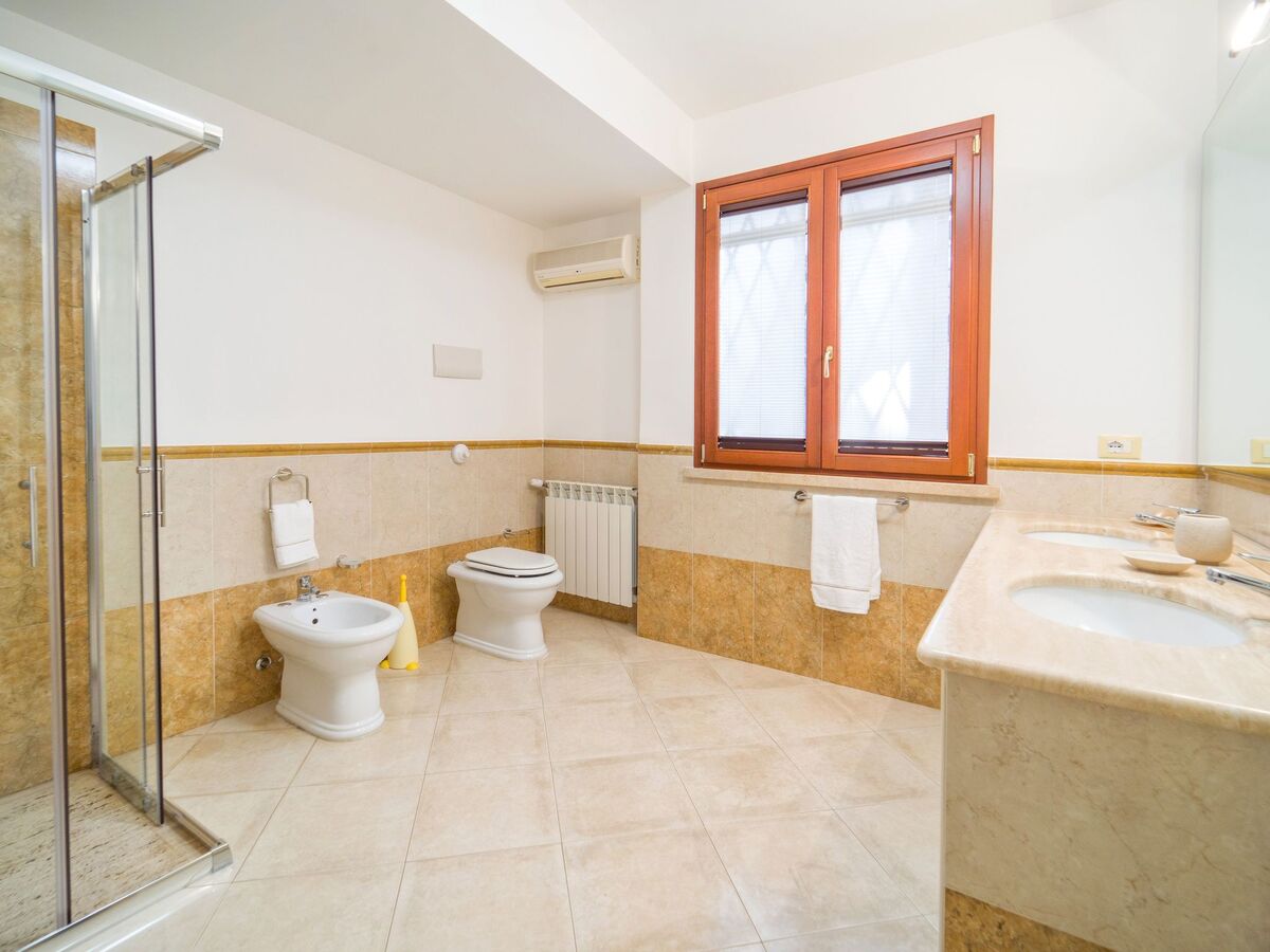 Villa Mamma Maria Ela - Palermo, 4 ch, piscine - Photo 15