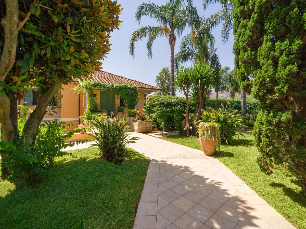 Villa Mamma Maria Ela - Palermo, 4 ch, piscine - Photo 43