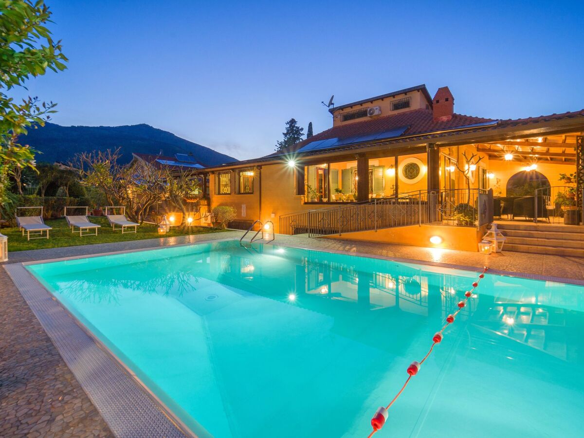 Villa Mamma Maria Ela - Palermo, 4 ch, piscine - Photo 46