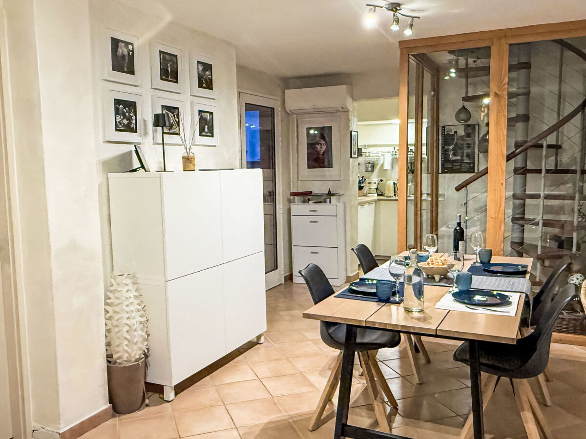 Appartement Magomadas, vue mer à 5 km de la plage - Photo 9