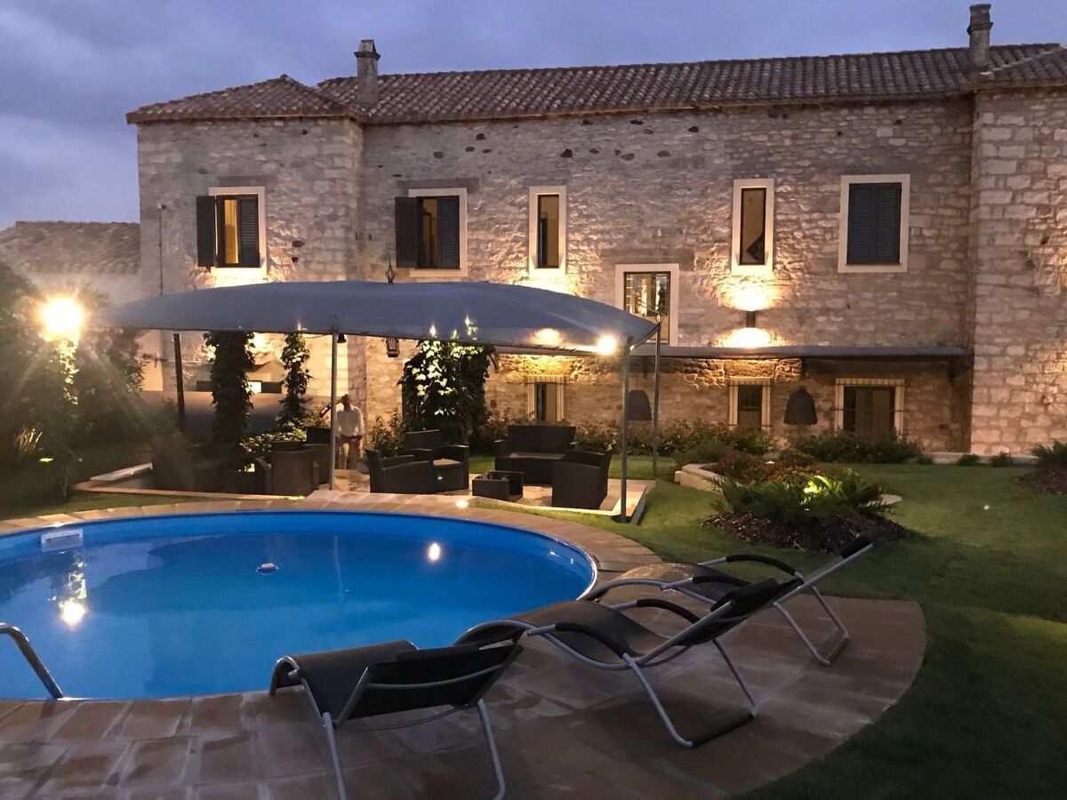 Maison historique 10 pers., piscine privée à Gesturi - Photo 10