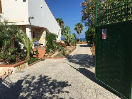 Villa Gina : appartement 10 pers., terrasse mer et plage privée : photo 19