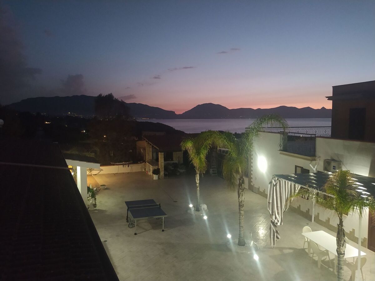 Appartement 5 pers. vue golfe à 600m de la plage - Photo 21