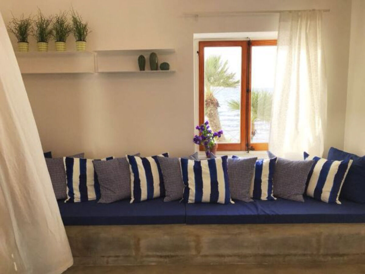 Villa sur la plage de Balestrate, 3 chambres - Photo 10