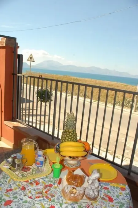 Location appartement à Balestrate, Wohnung in Balestrate mit kostenlosem Parkplatz