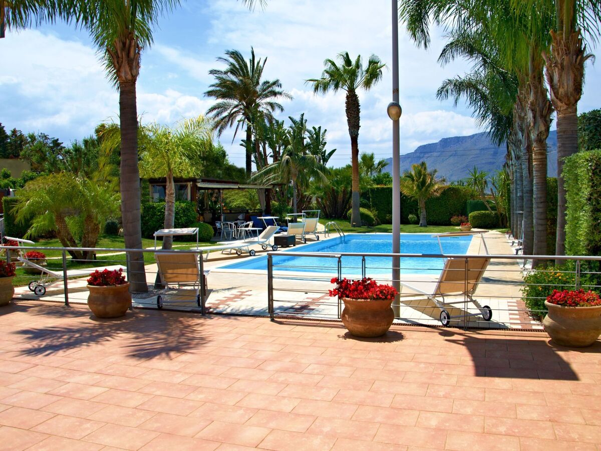 Villa Palme à Alcamo : 14 personnes, piscine privée - Photo 1