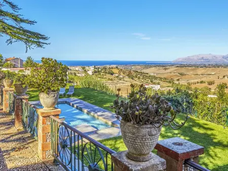 Villa Tommaso Maruggi, 4 chambres, piscine et jacuzzi à Alcamo : photo 17