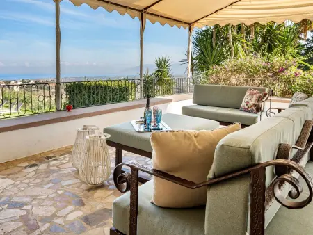Villa Tommaso Maruggi, 4 chambres, piscine et jacuzzi à Alcamo : photo 32