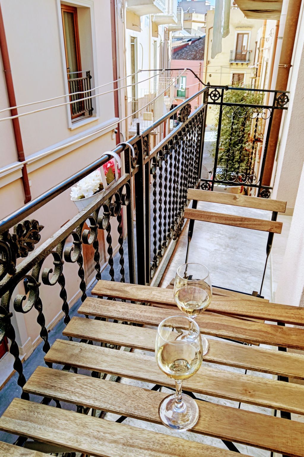 Appartement design au cœur historique, balcon vue - Photo 13