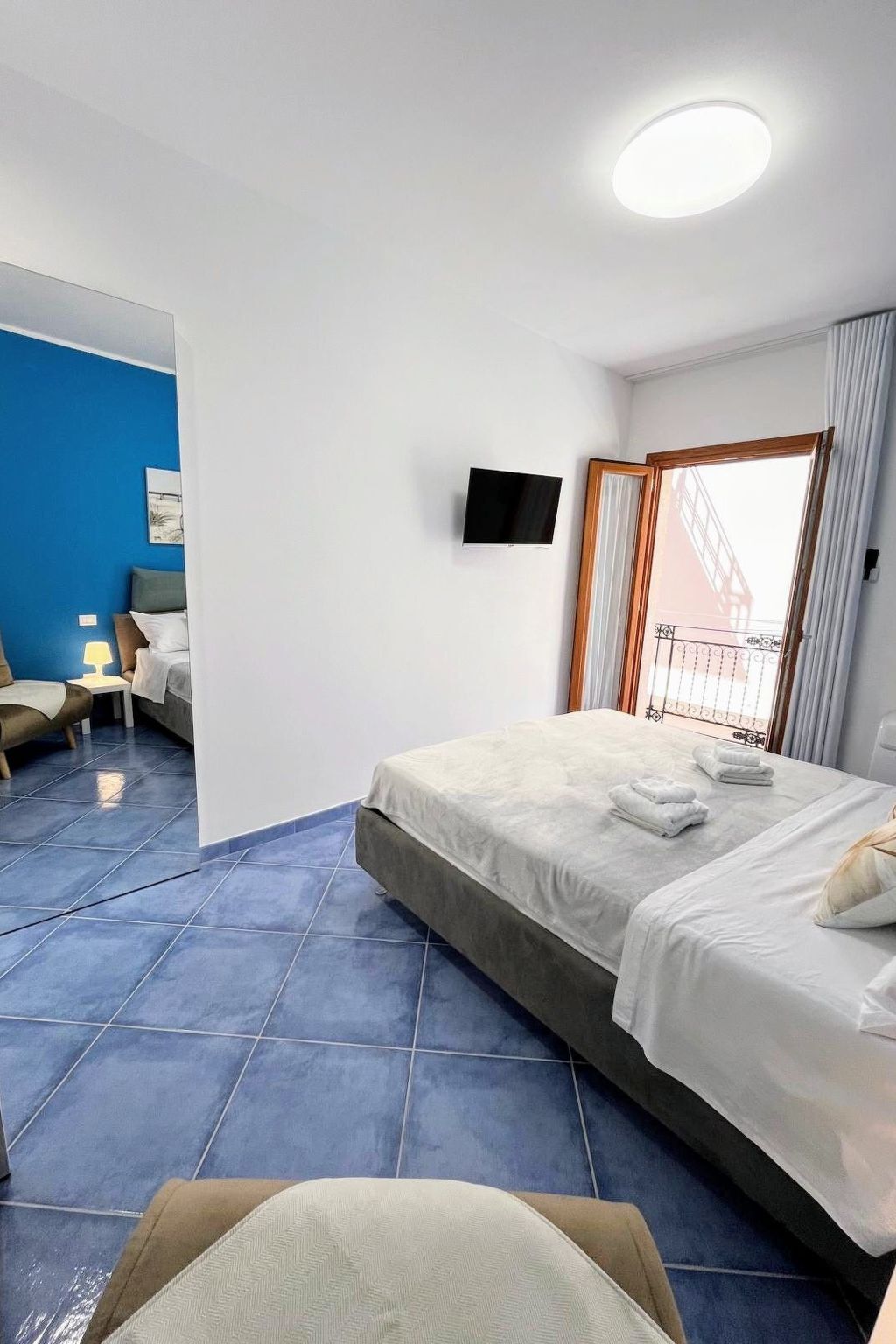 Appartement design au cœur historique, balcon vue - Photo 14