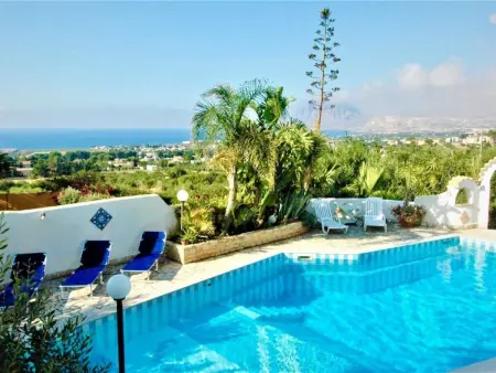 Location maison à Valderice, Ferienvilla Le Palme mit eigenem Pool