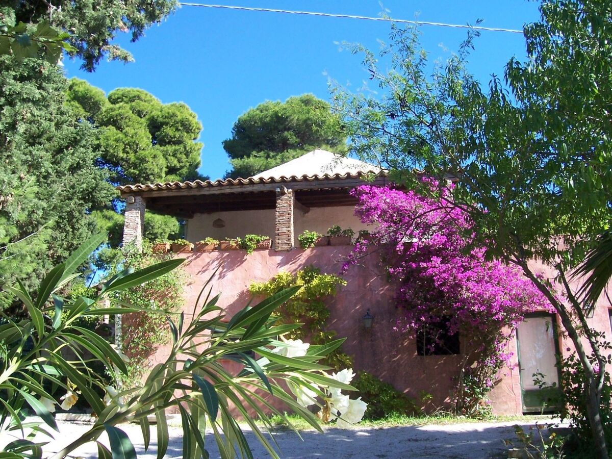 Baglio Pozzo Rocca – Maison avec piscine à Erice - Photo 1