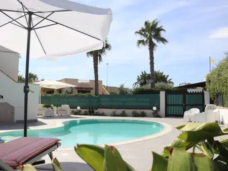 Die Perle Siziliens  mit Salz-Infiltrationspool, Maison 6 personnes à Campobello di Mazara - Photo 15