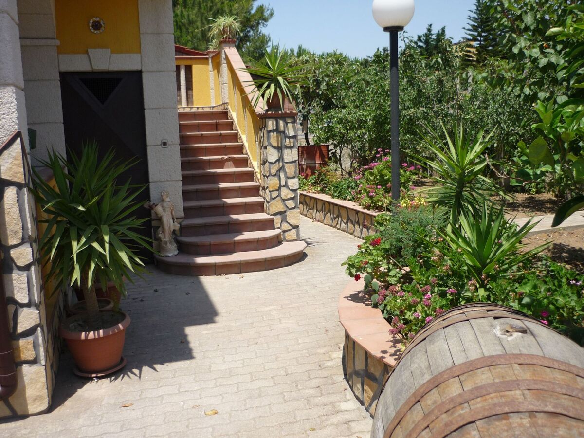 Villa à Licata avec jardin fruitier, barbecue et vue mer - Photo 24