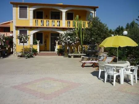 Location maison à Licata, Haus in Licata mit Grill, Garten und Terrasse