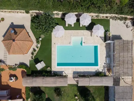 Villa Timparosa : maison 4 chambres piscine chauffée à Punta Secca : photo 48