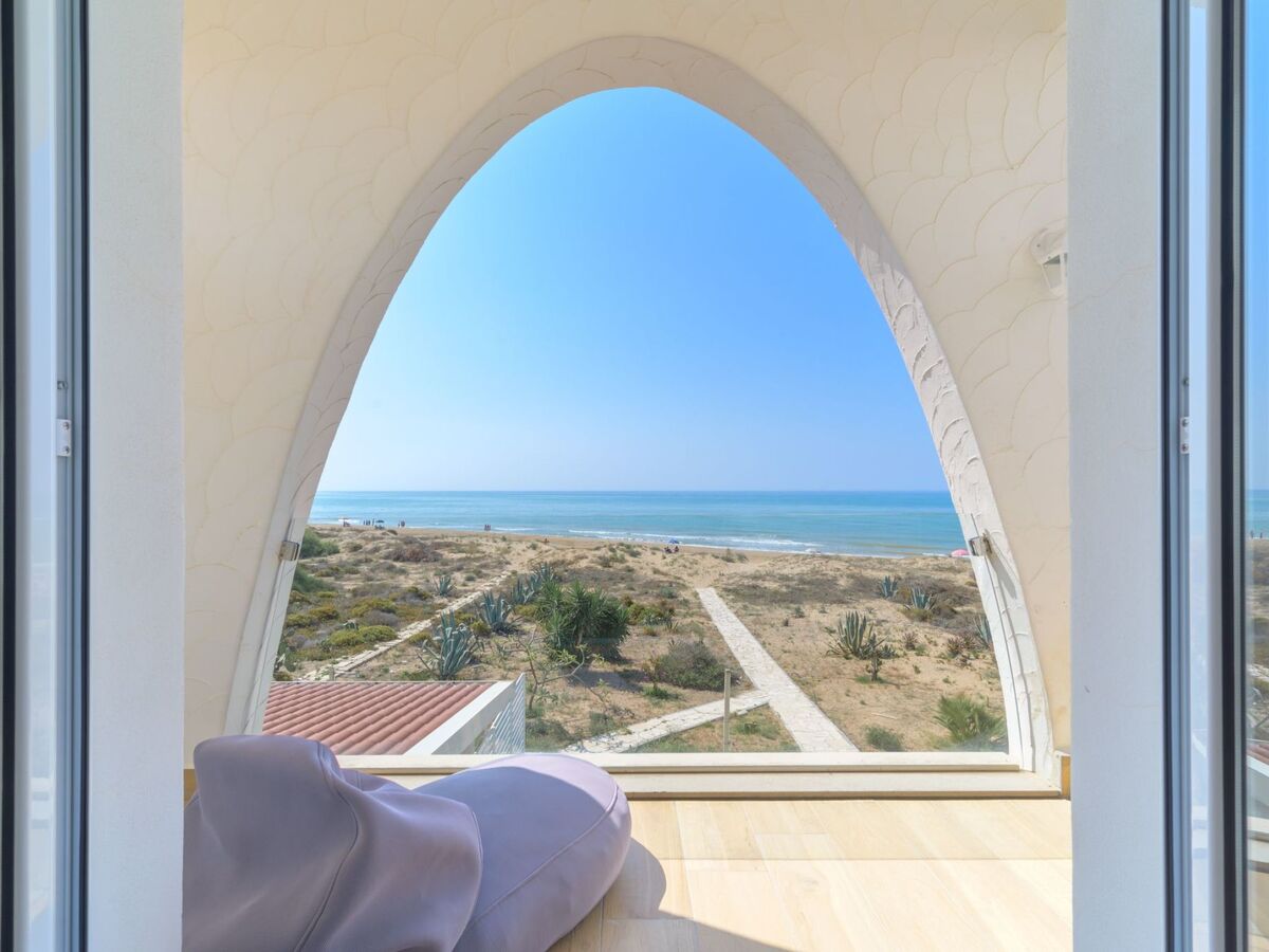 Villa Amelia : maison 8 pers. face à la plage à Marina di Ragusa - Photo 11